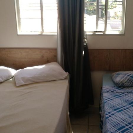 Dormitorio Canarinho Goiania Exterior photo